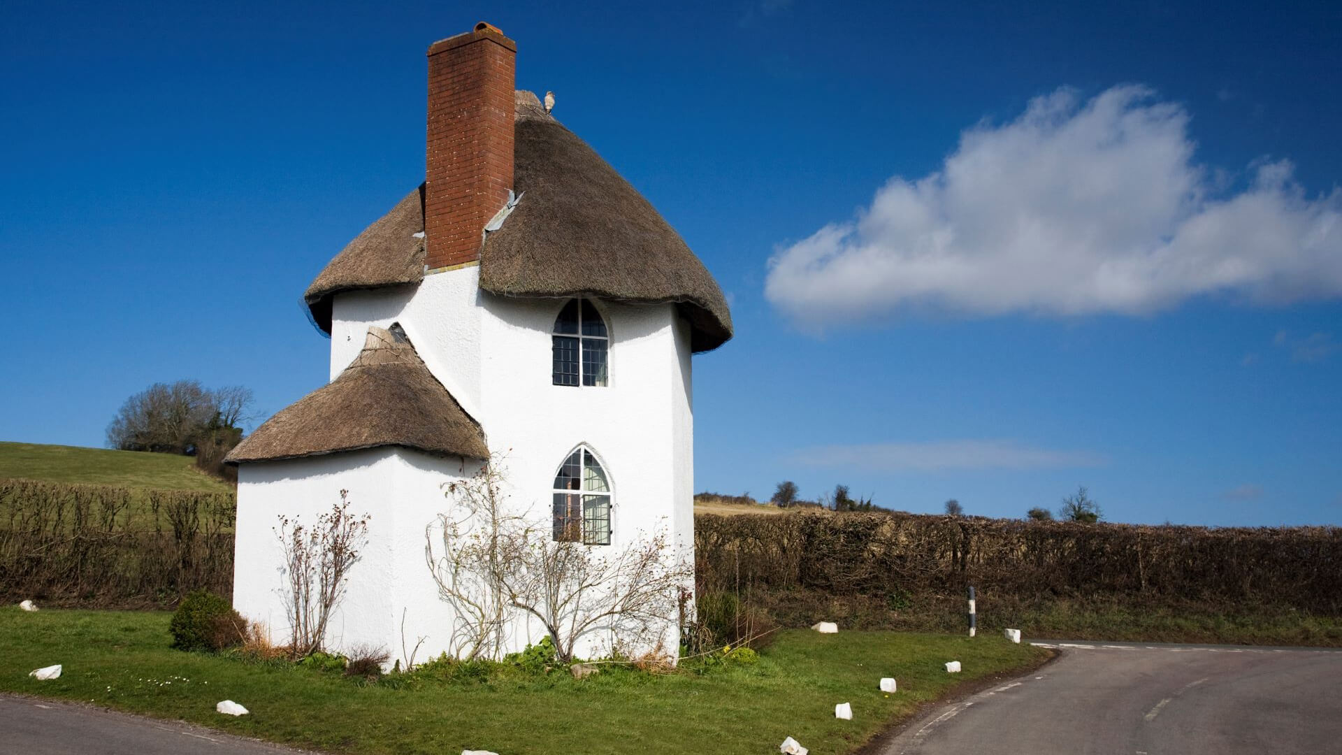 Cob house, built with ancient techniques