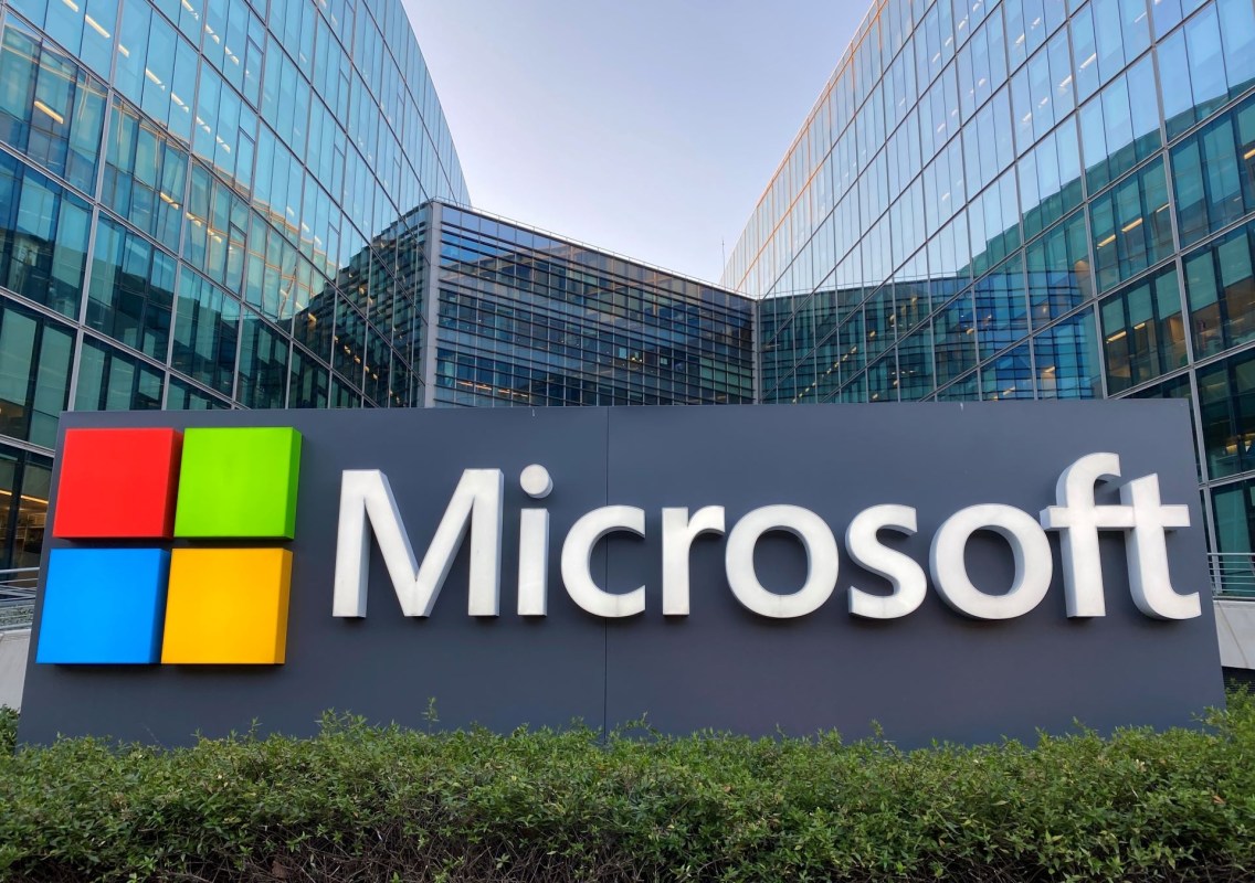 Microsoft using solar power