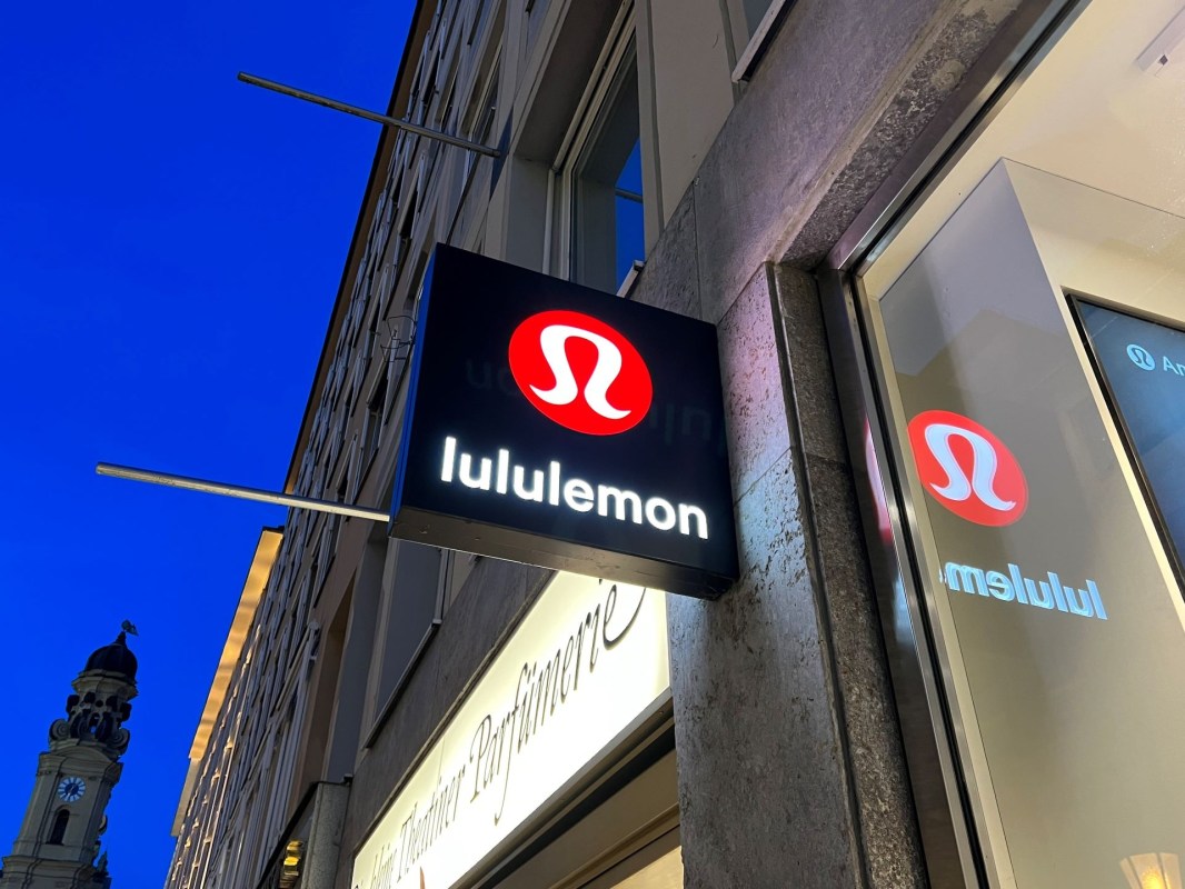 Lululemon's 'Like New' program