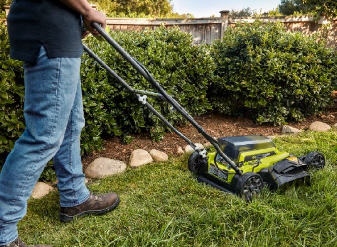 Ryobi electric lawn mower
