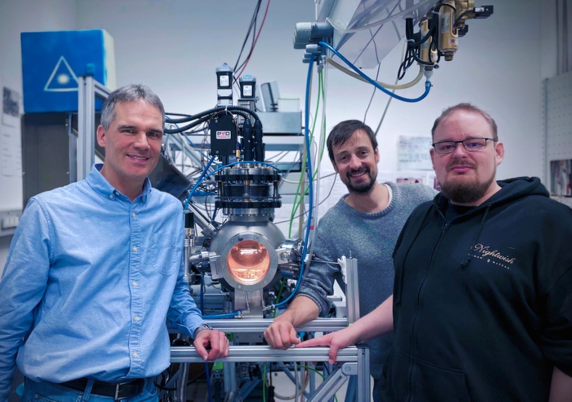 Oxygen-ion batteries, future energy storage
