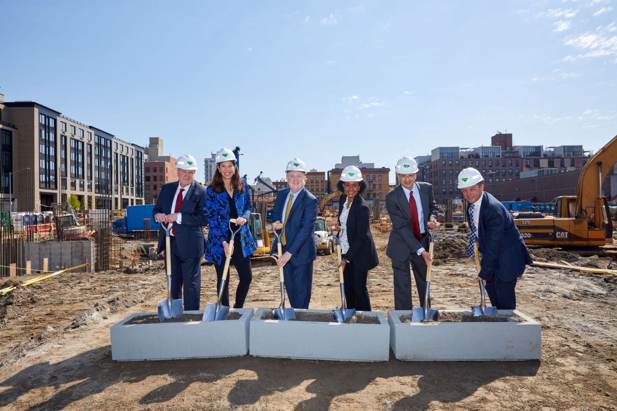 1 Java Street making NYC apartments run on underground heat, geothermal heat pump system