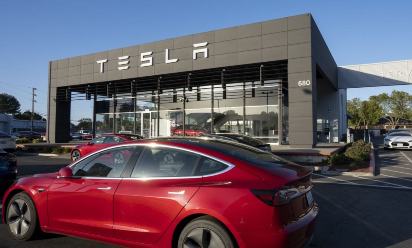 Tesla driving range complaints