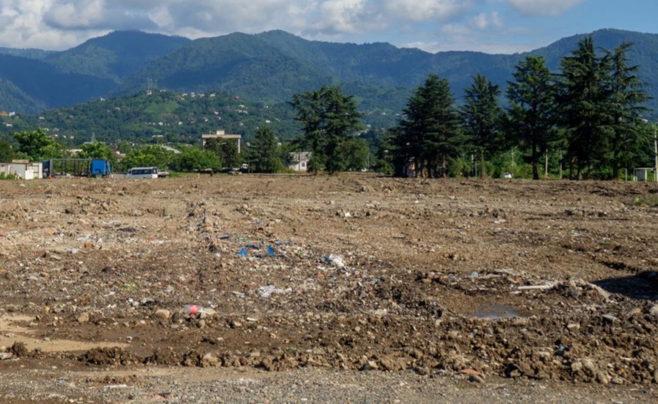 Abandoned telephone cables are releasing toxins into American soil and waters