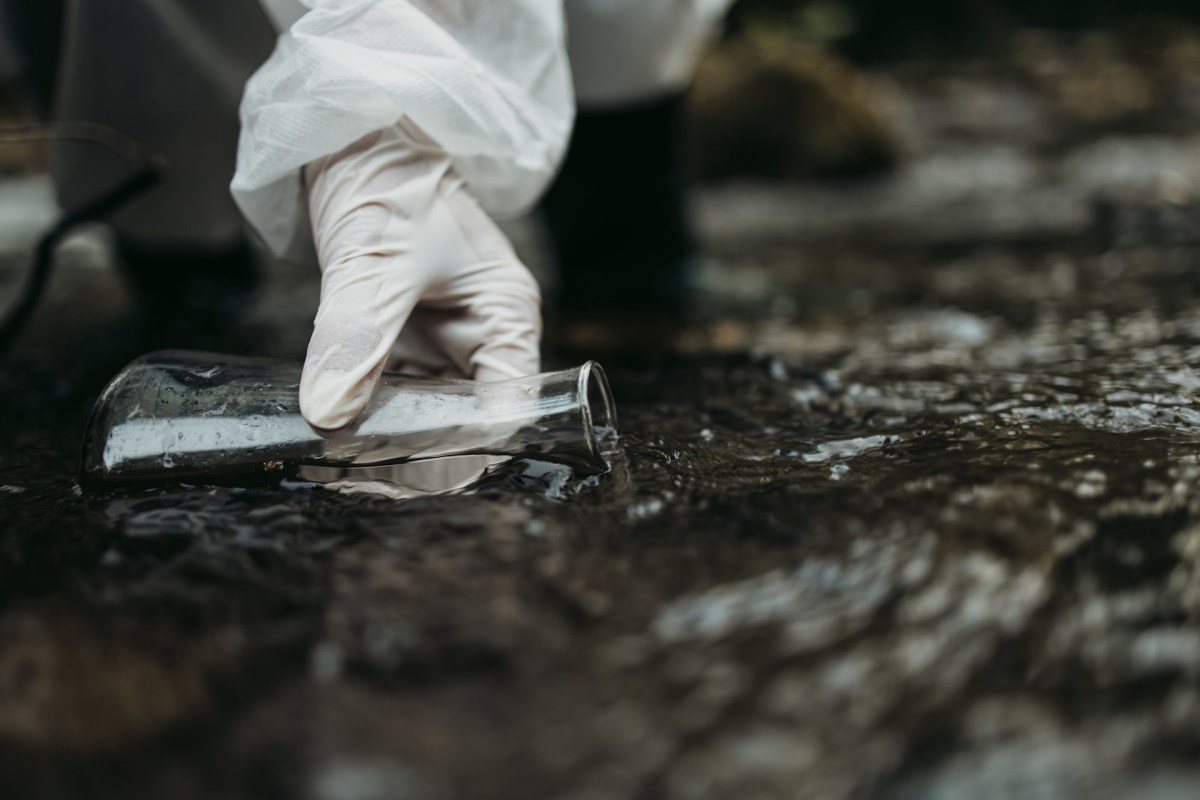 Samples taken from the Great Lakes, Contain unsafe levels of microplastics