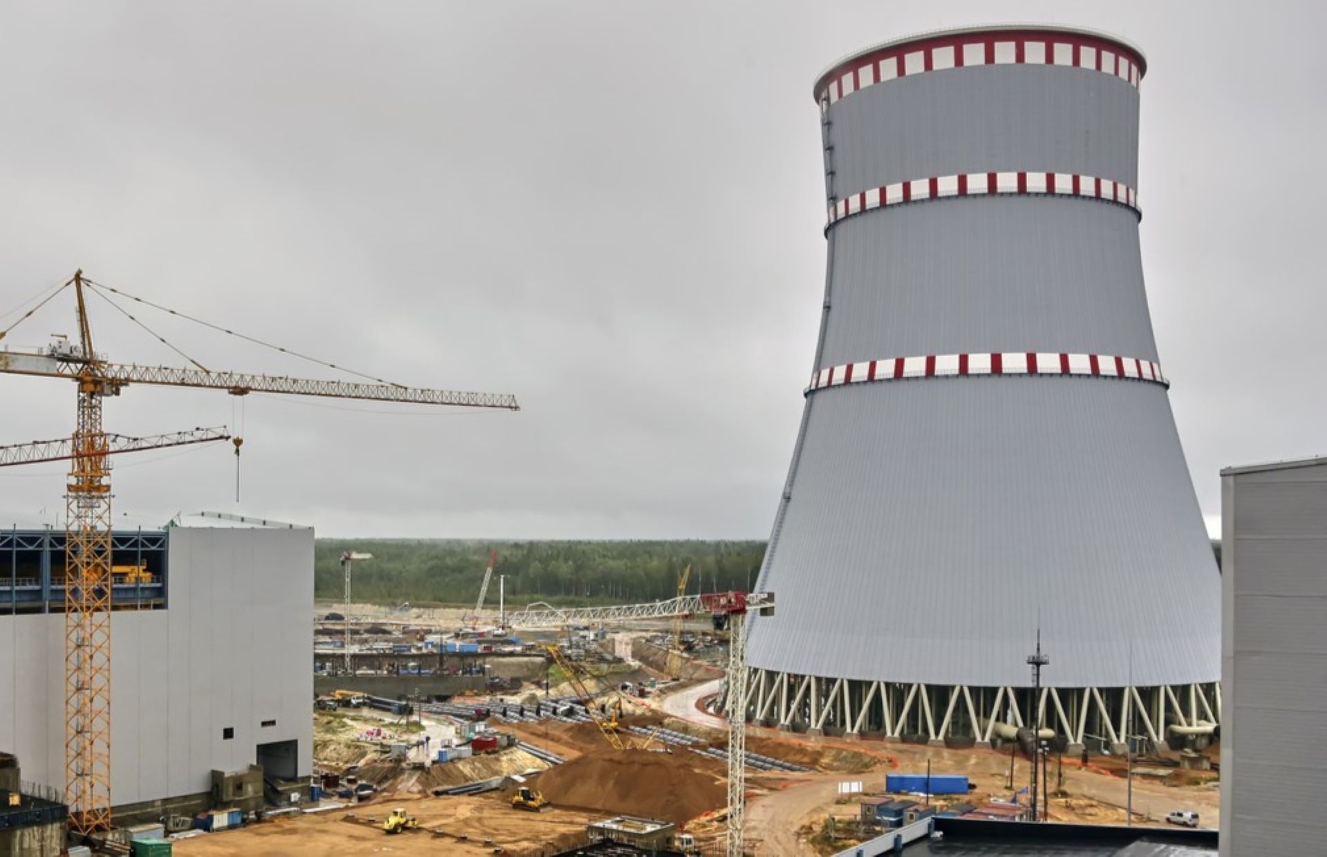 World's largest nuclear power plant Canada