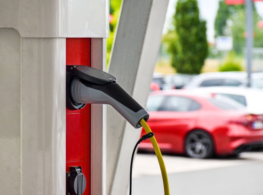 “Ultimately, we will need high-capacity, fast-charging batteries in our EVs."