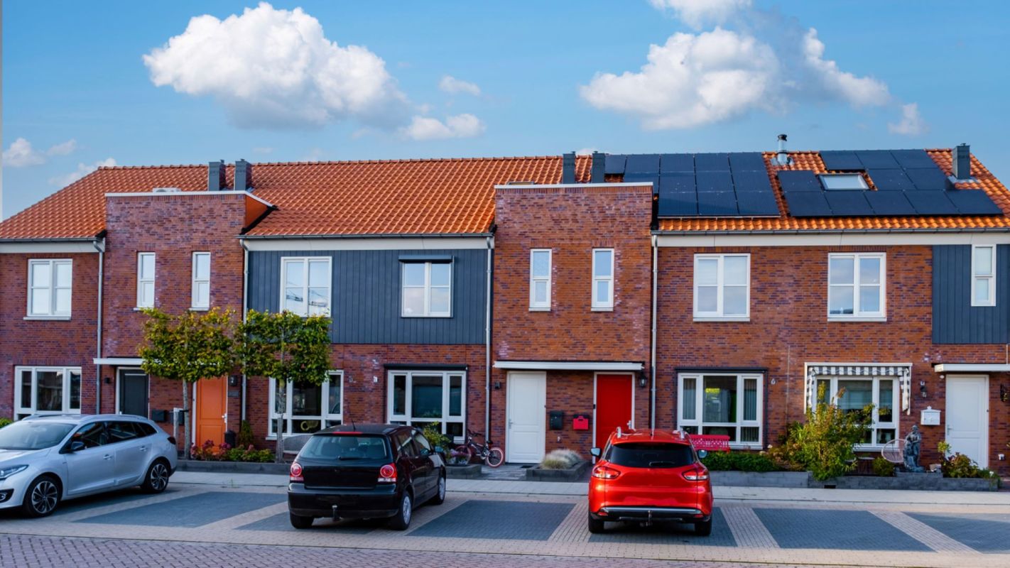 "I recommend everyone buying property to stay well away from HOA!"