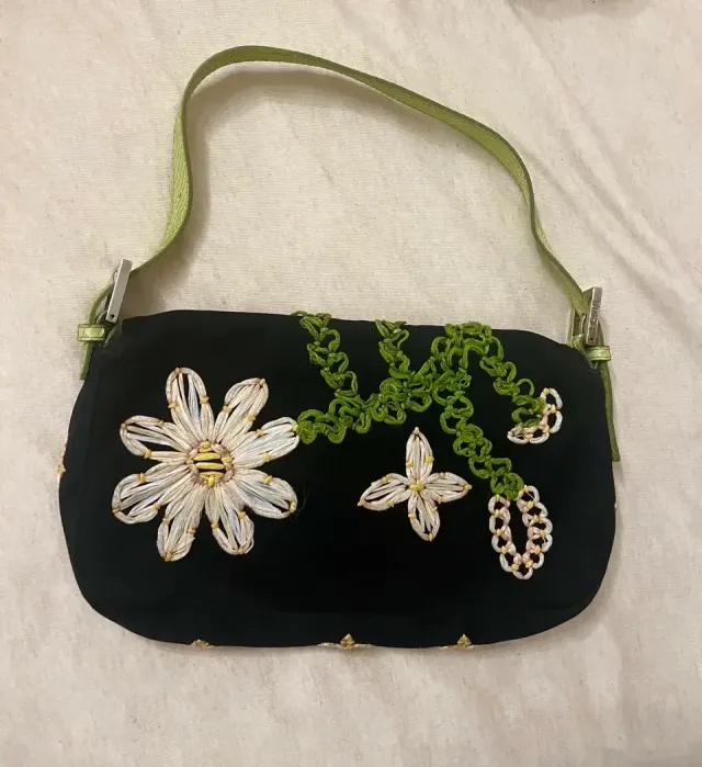 Fendi baguette purse thrifting