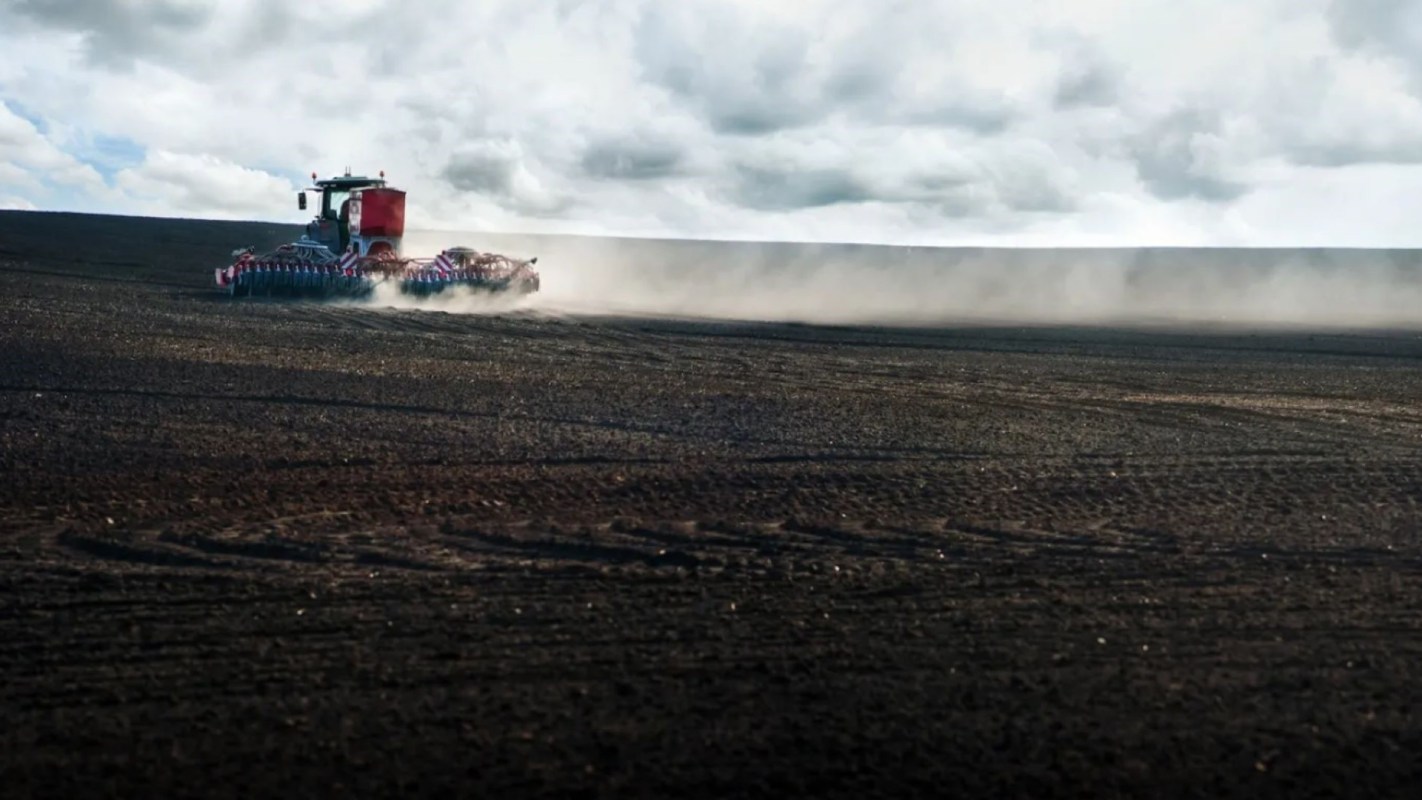 The system was designed for areas where air pollution and crop residues are abundant but access to reliable electricity is lacking.