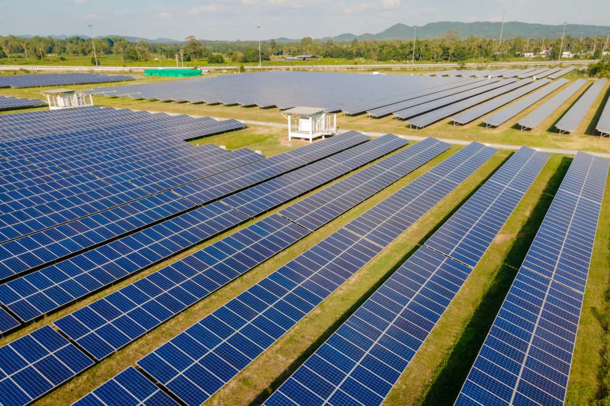 The 49.9 megawatt solar project includes an on-site battery storage system and will connect to the power grid using existing lines.