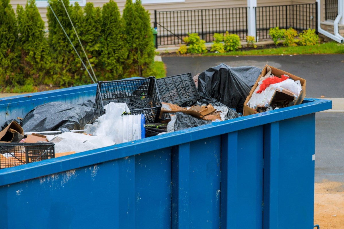Other people have had good luck saving appliances and tech devices from hundreds or even thousands of years of slow deterioration in a trash heap.