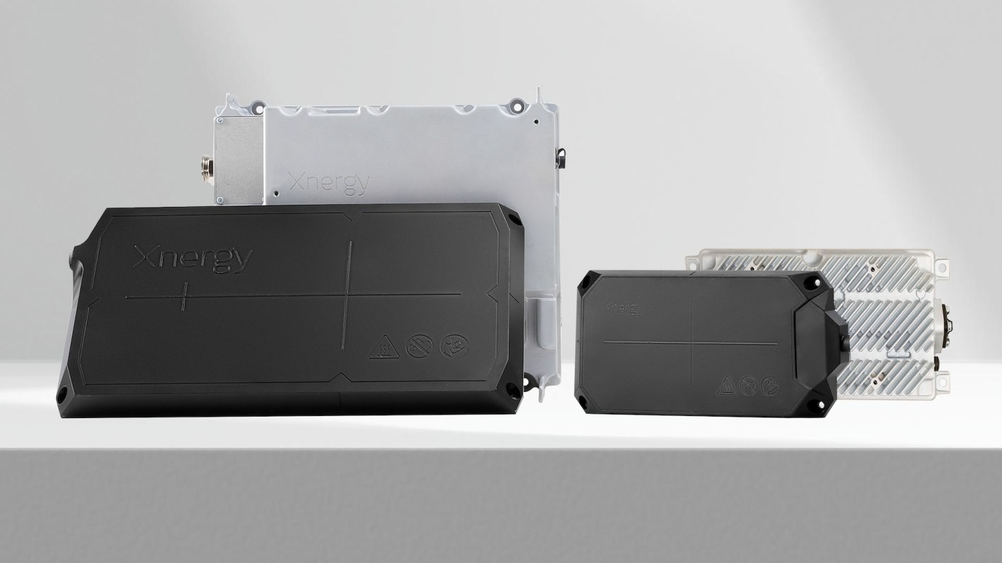 The charger's contactless design reduces wear and tear and helps companies save money on maintenance and labor costs.
