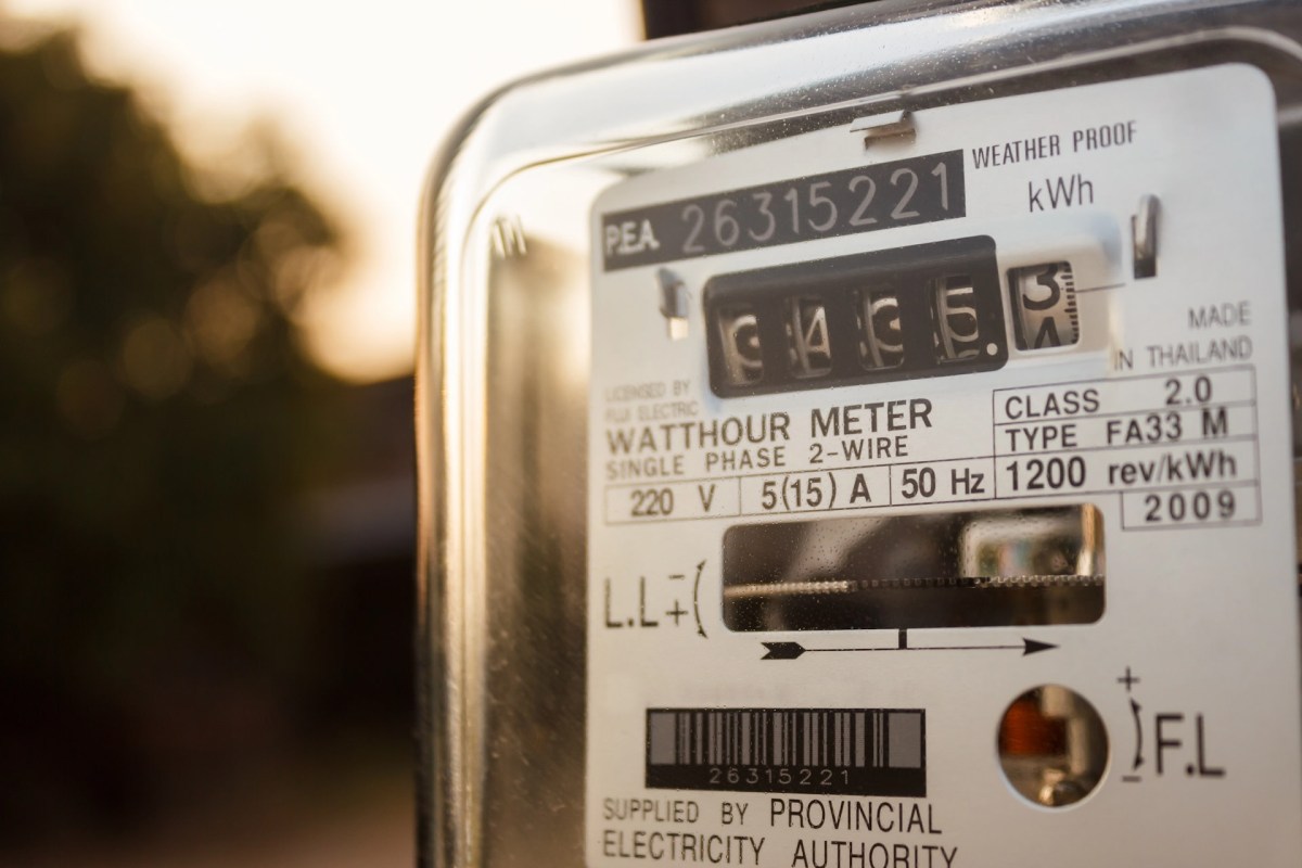 Electricity tariffs and contracts determine how data centers pay for power.