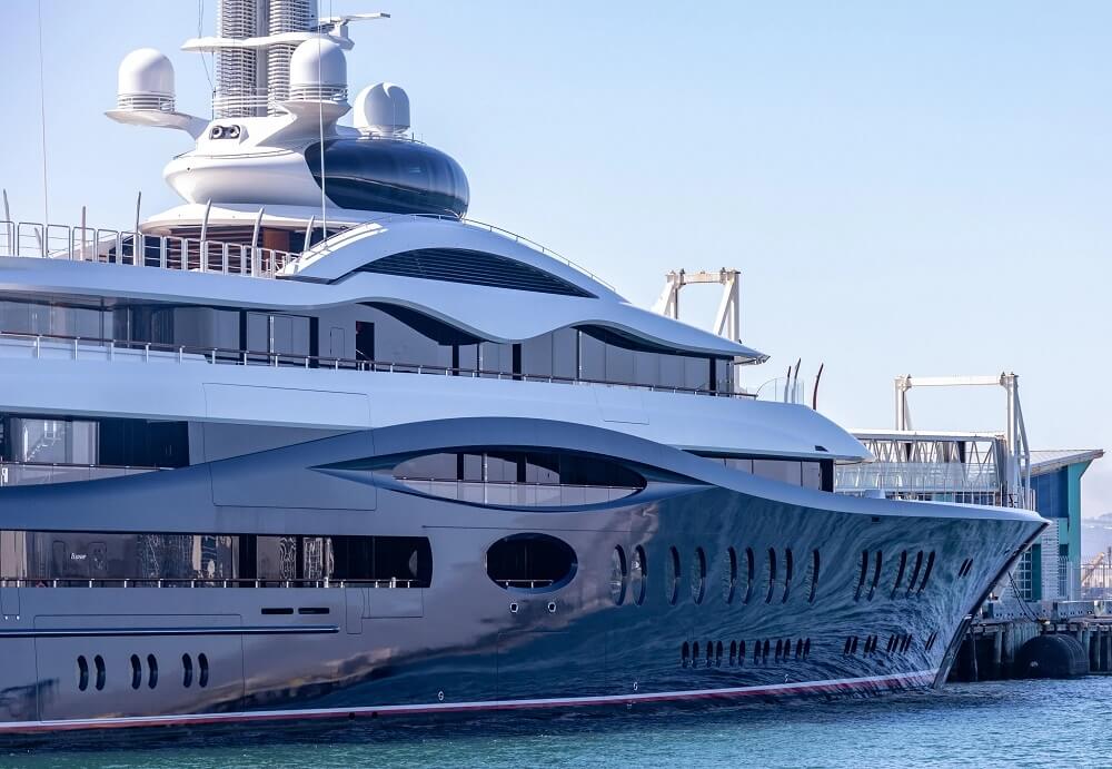 "Rich people are so often oblivious to how disgusting they look."