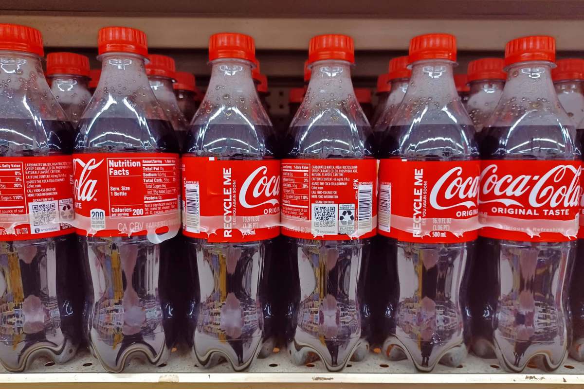 It's the first sparkling-beverage brand in the U.S. to take this step.