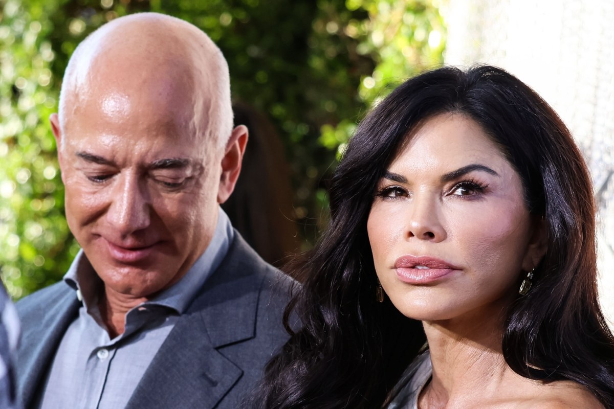 Let's just say Bezos and Co. aren't packing up the family station wagon for their trips.