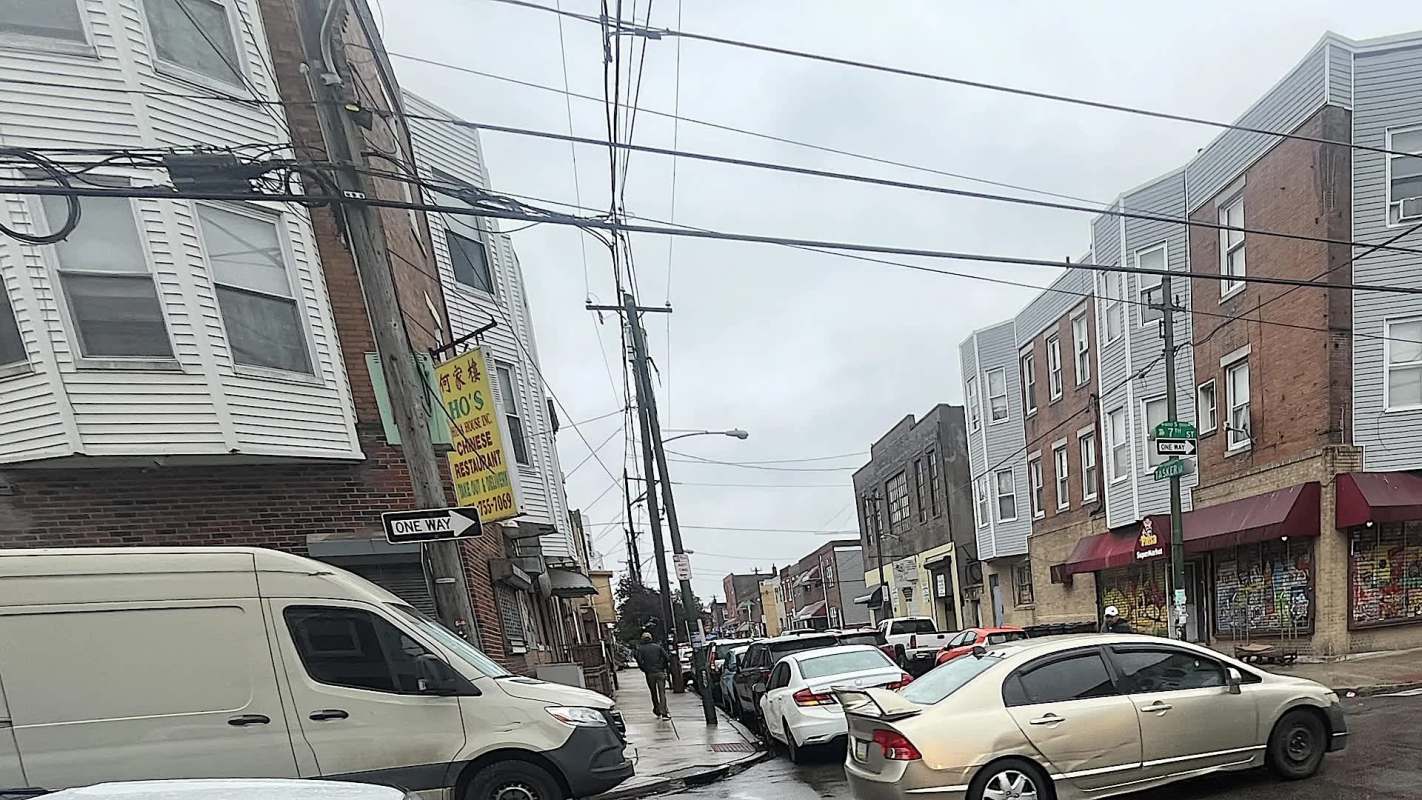 "Can’t even squeeze between cars."