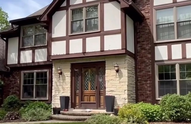 One Redditor posted pictures of a Tudor-style home that had undergone renovations.