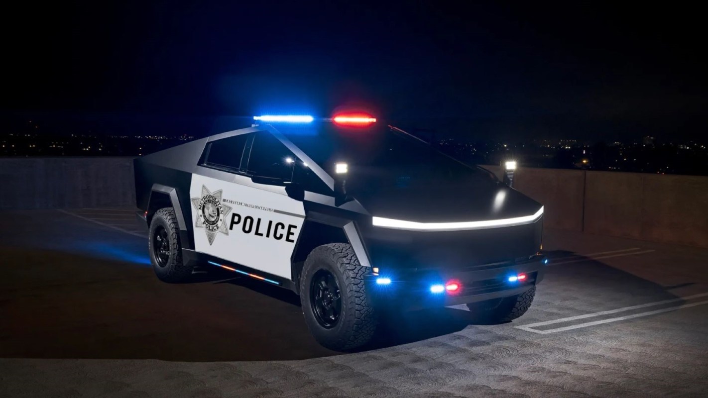 The department has also released two mockup images showing how the Cybertrucks would be customized and outfitted for police service.