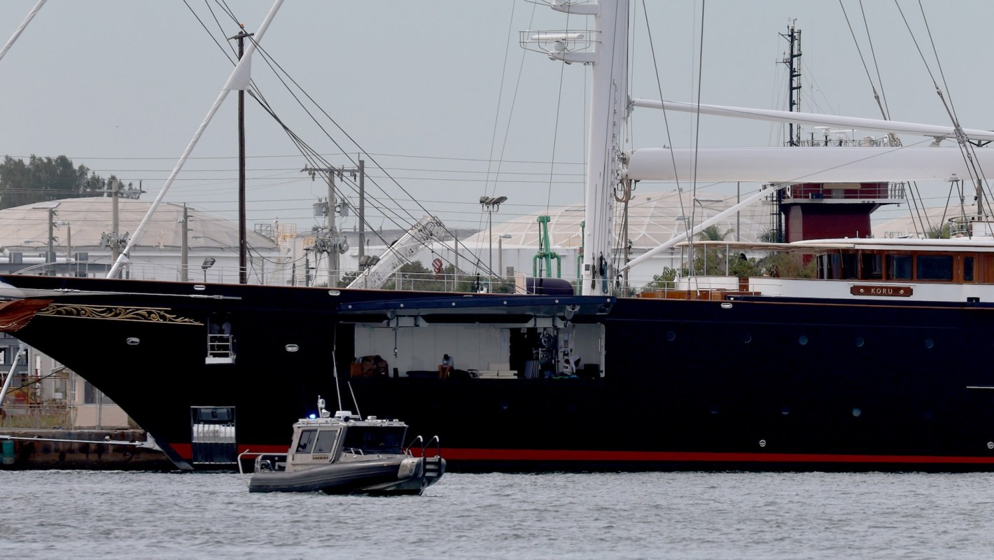 The watercraft includes three enormous 229-foot masts and its own helipad.