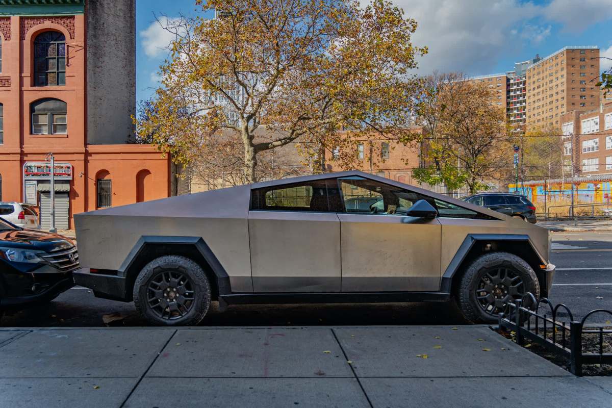 The Cybertruck’s decline follows a string of recent Tesla developments.