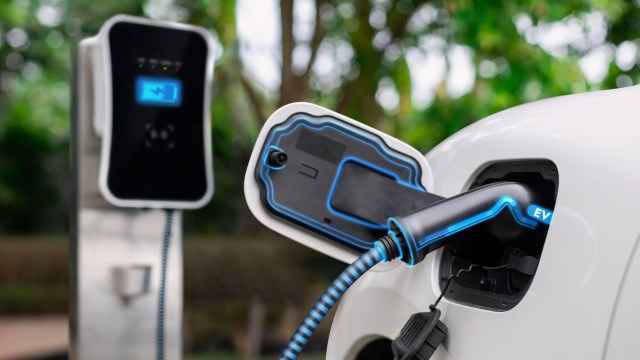 "If people have to care this much about the battery charge level the EVs are not ready for consumers yet."