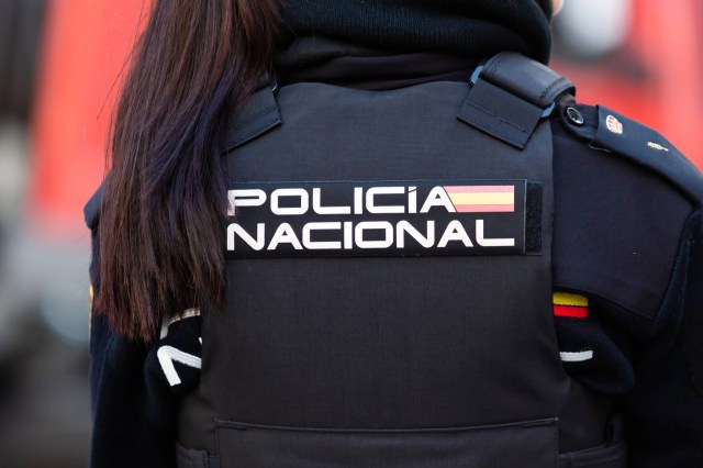 "The detainees sold various animal species internationally through internet portals."