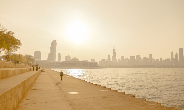 Heat waves elevate the risks of early and preterm deaths, especially among those most susceptible.