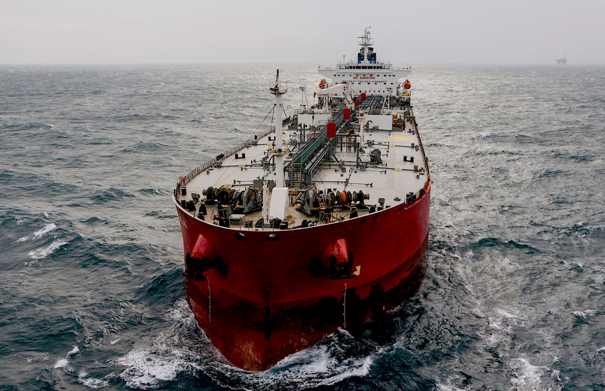 This policy would benefit the Guyanese people by ensuring that oil companies pay for cleanup costs.