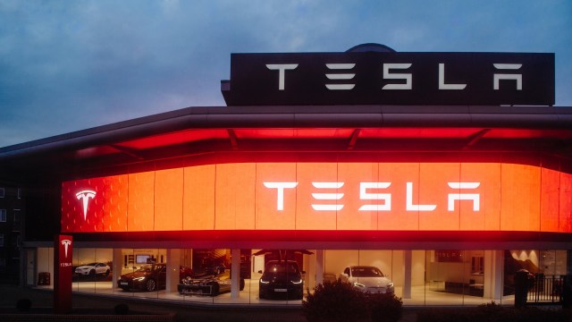 "The figure of the company is fundamentally based on large-scale autonomous cars."