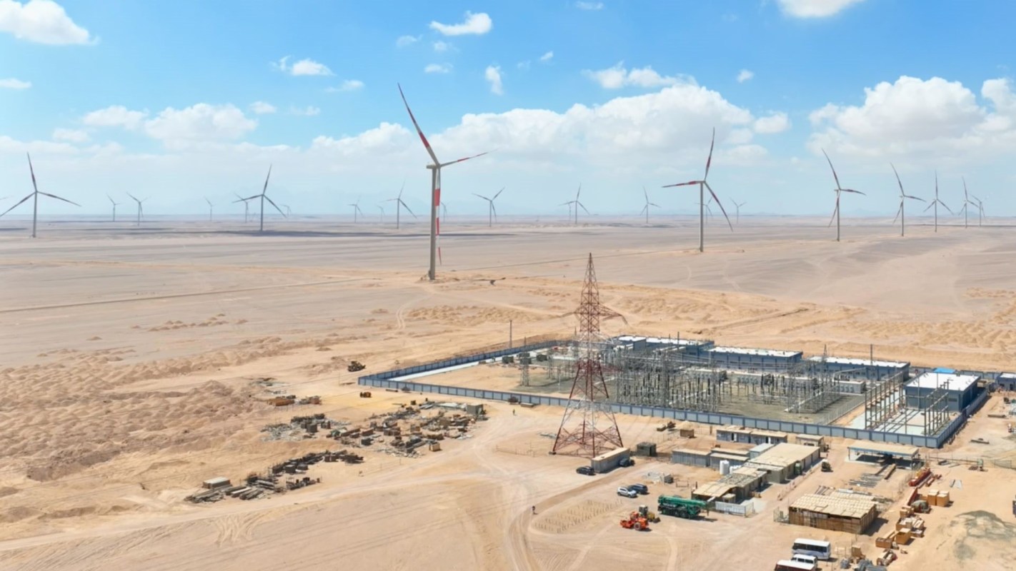 The project has also delivered some local economic benefits, reportedly hiring over 800 people during peak construction.