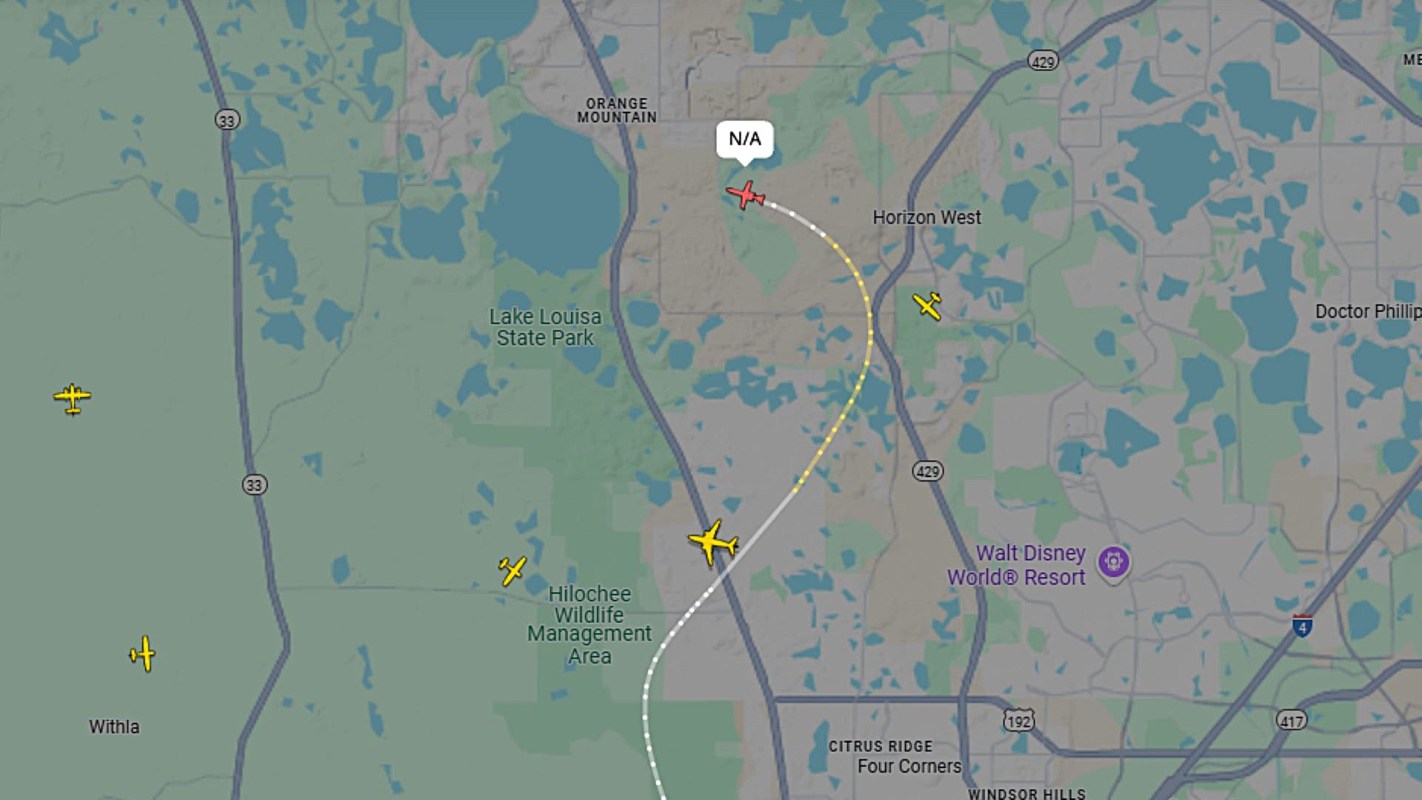 "They sound like fighter jets."