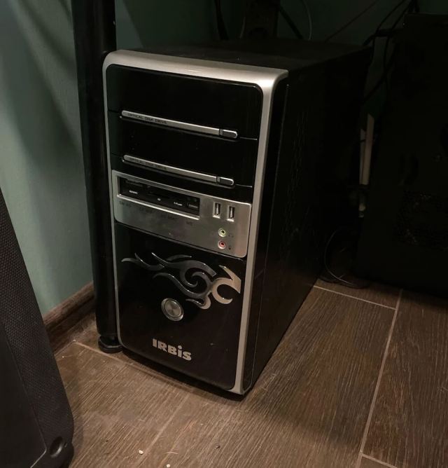 Every bit of computer equipment that can be salvaged from the trash means one less item that the user has to pay for.