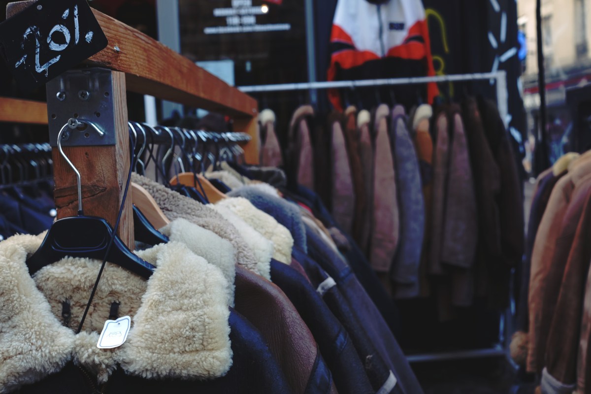Commenters on the post shared their excitement for the lucky thrifter.