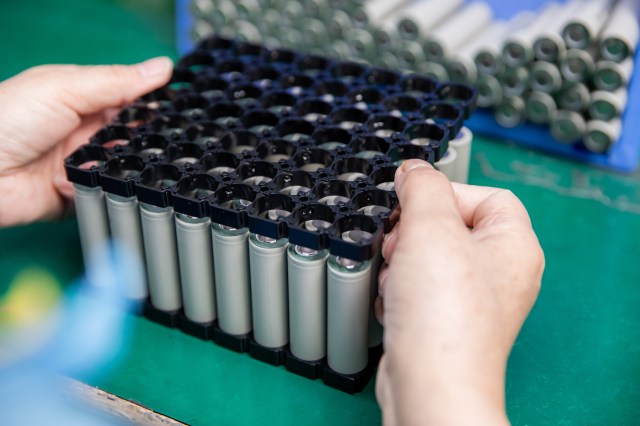 Researchers used polyaromatic hydrocarbons to create anodes.