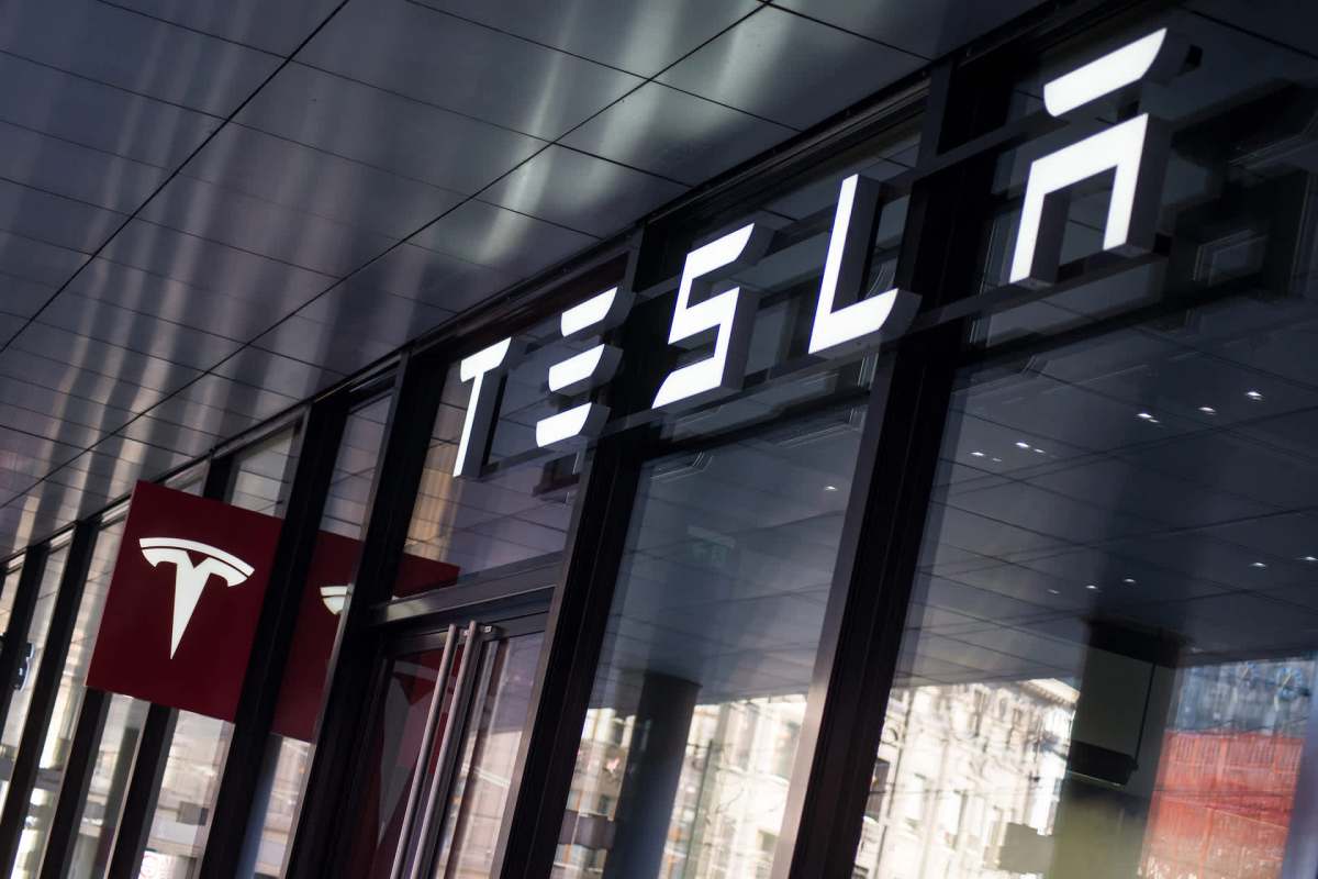 Other companies — and the EV market in general — are rising.