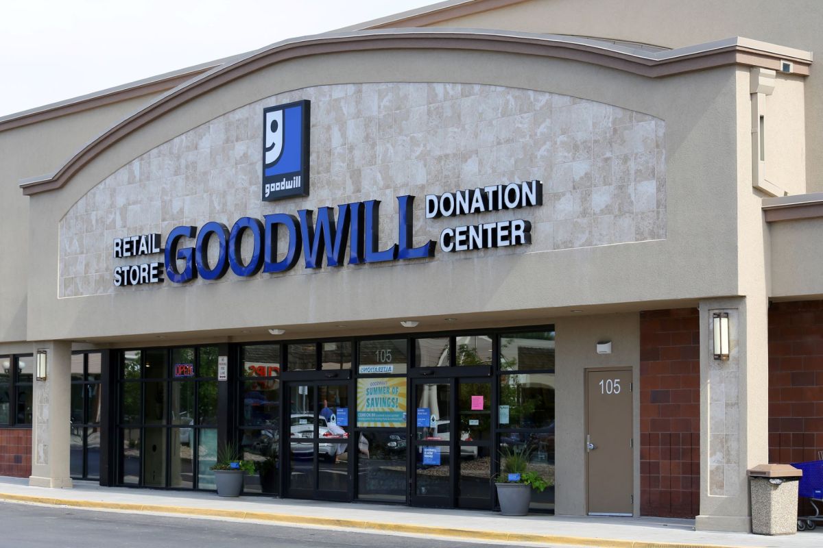 "If you really want to donate to a good cause, find your local animal shelter thrift shops."