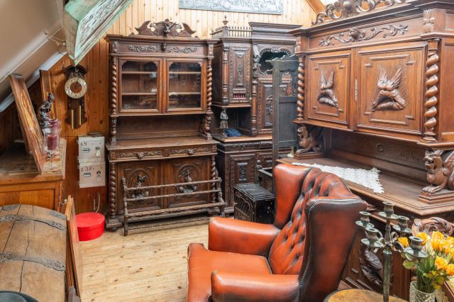 Thrifting furniture is an excellent way to save money furnishing your home without having to sacrifice quality.