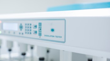 "Despite being bent over 3,000 times and subjected to over 250 write-erase cycles, the device exhibited no deterioration."