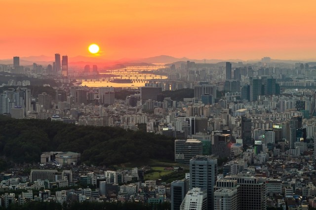 "When warm conditions persist for several days, the heat doesn’t fully dissipate."
