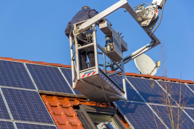 Solar remains a worthwhile investment.
