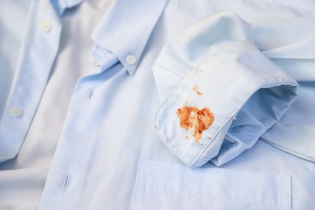 The hack helps users skip pricey, chemical-heavy stain removers.